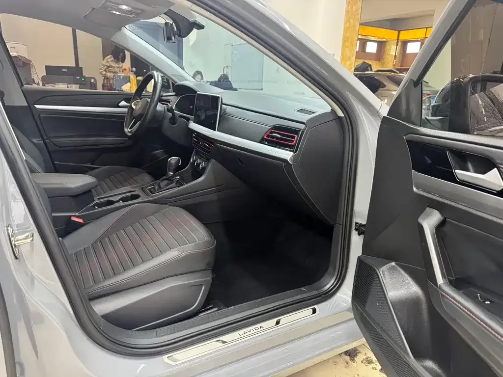 Volkswagen Lavida 2022 из CN, фото 10