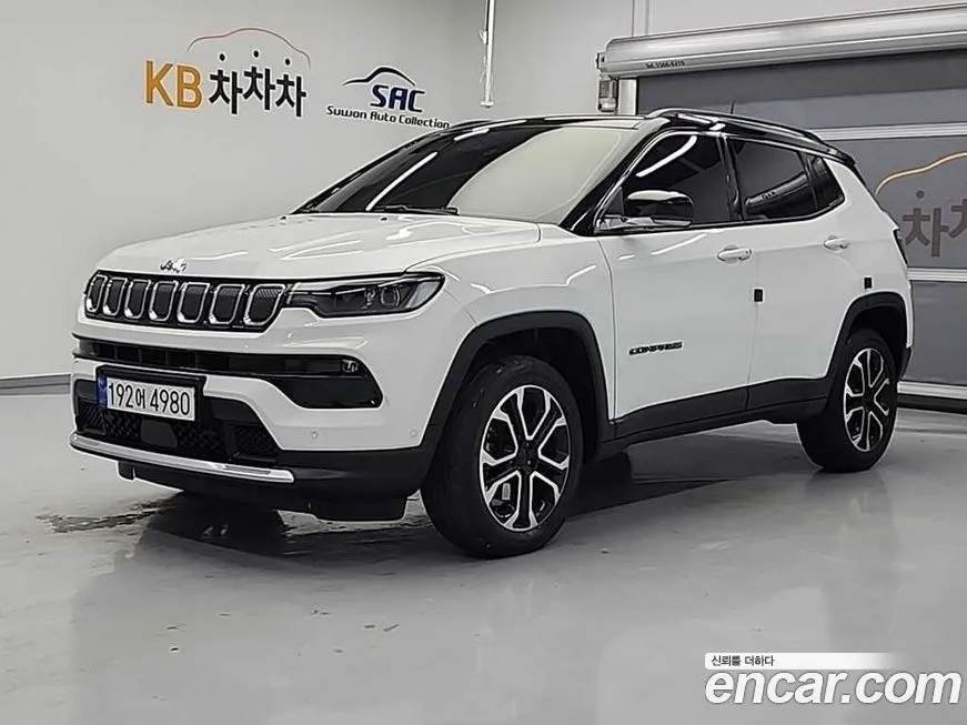 Jeep Compass — фото 1