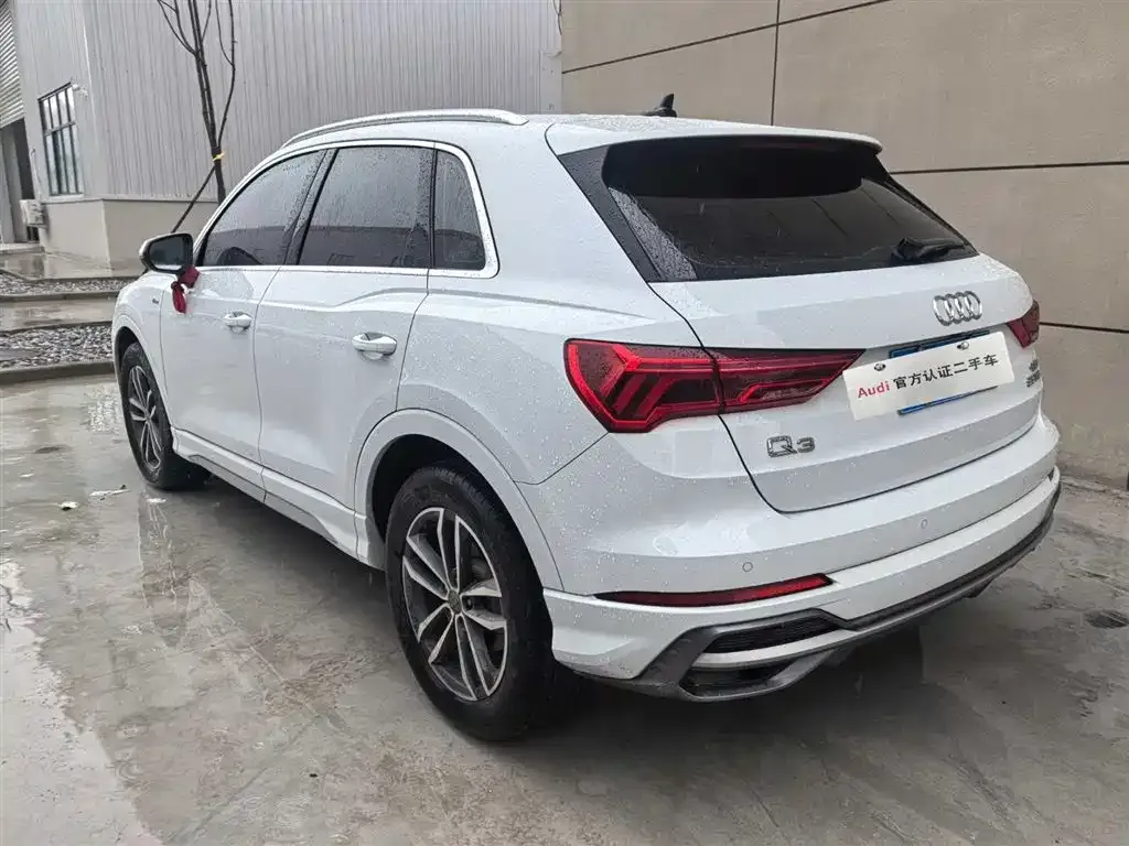 Audi Q3 2021 из CN, фото 2