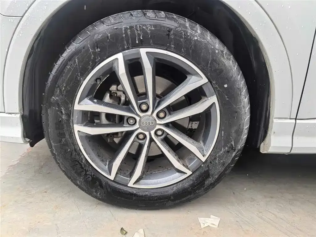 Audi Q3 2021 из CN, фото 4