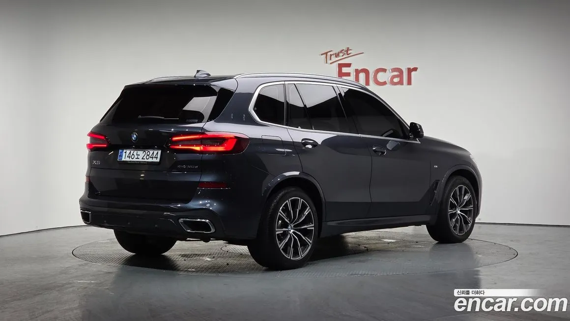 BMW X5 2021 из KR, фото 2