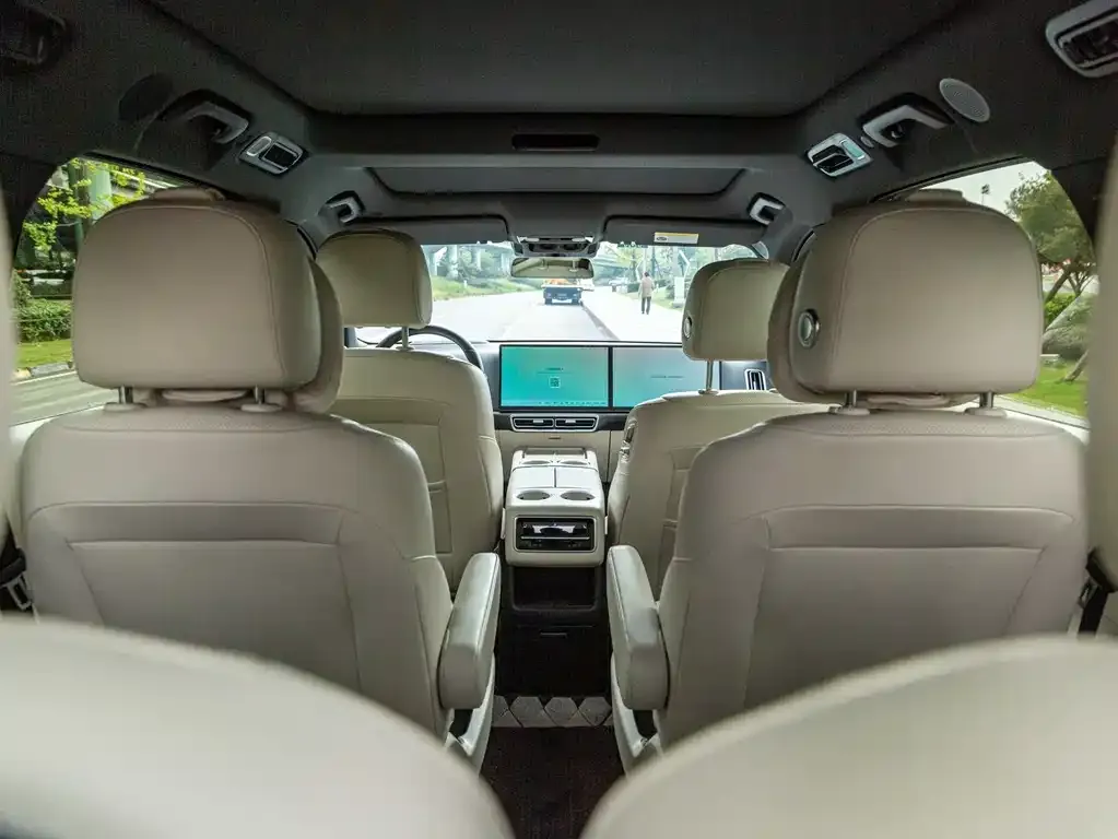 Li Auto L8 2023 из CN, фото 9