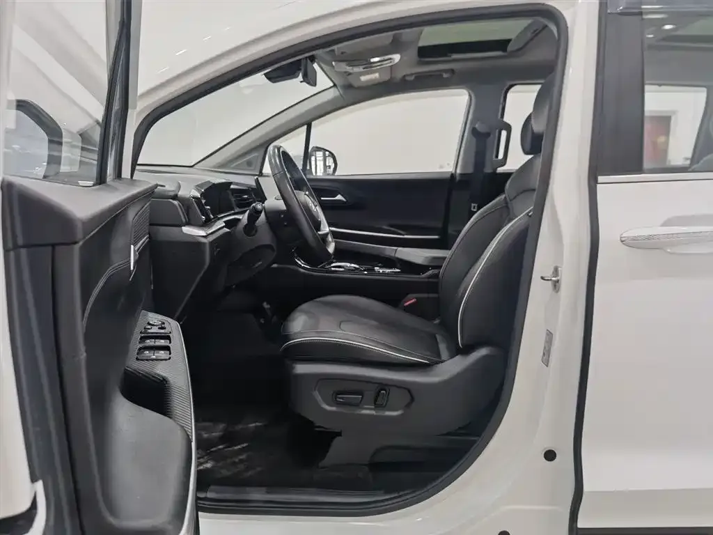 Hyundai Custo 2023 из CN, фото 10