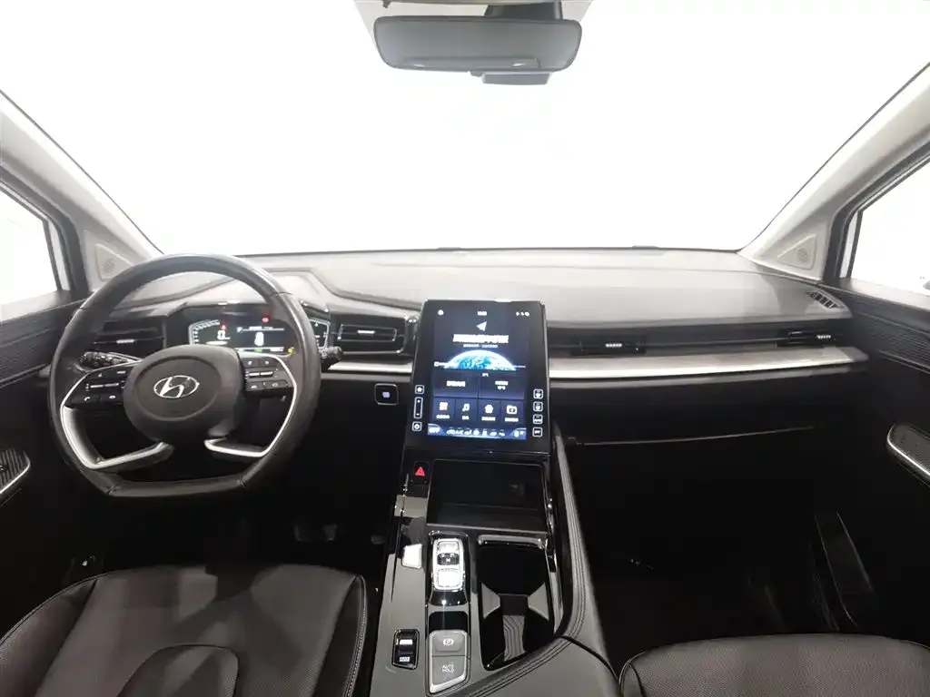 Hyundai Custo 2023 из CN, фото 5