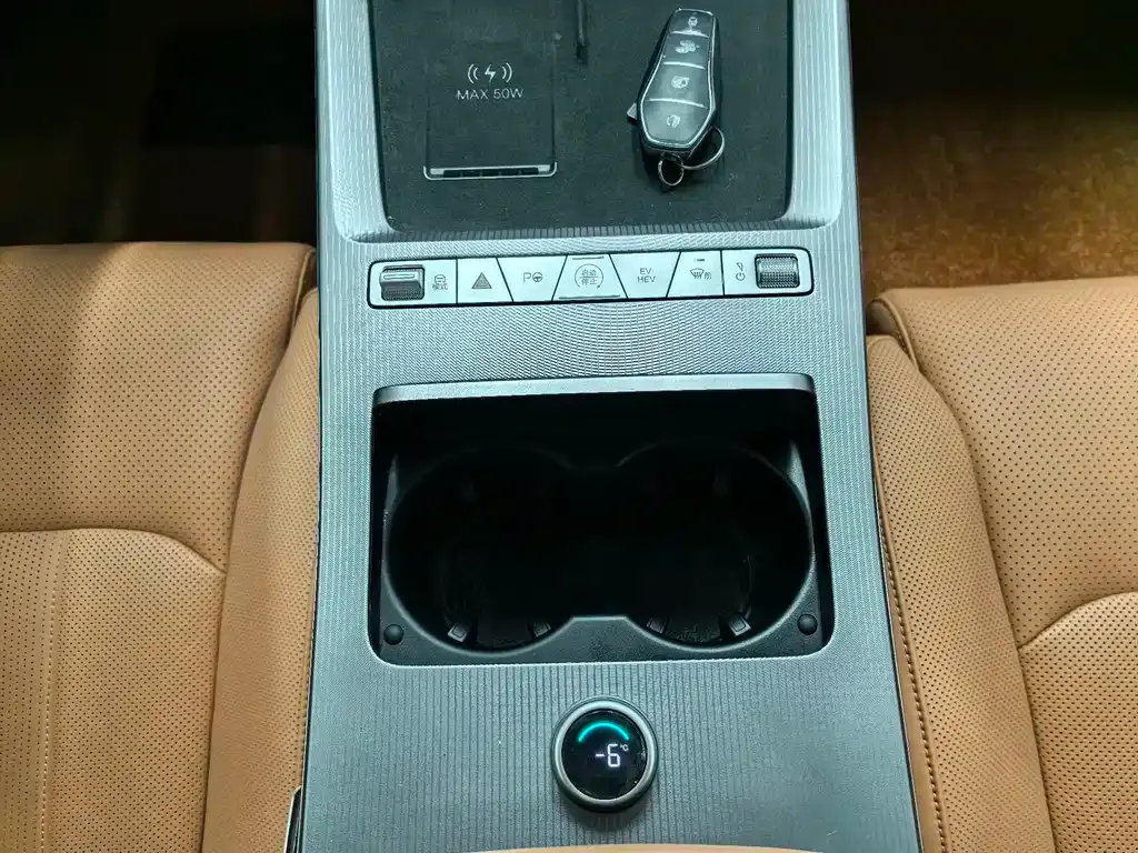 BYD Han L 2025 из CN, фото 10