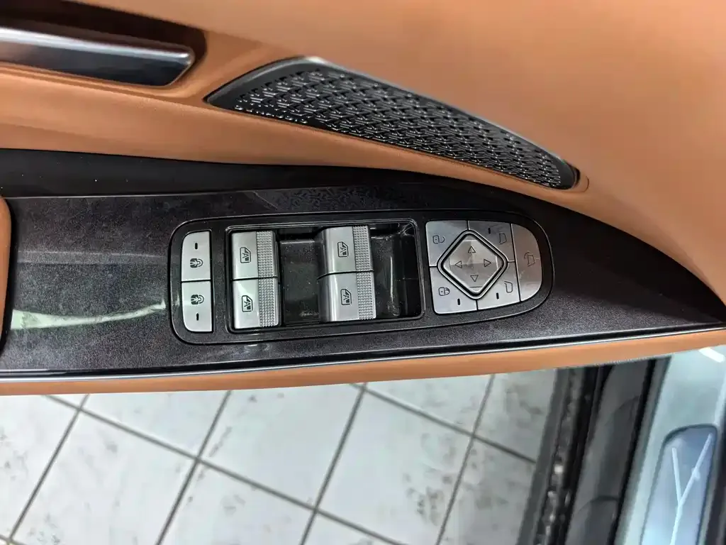 BYD Han L 2025 из CN, фото 8