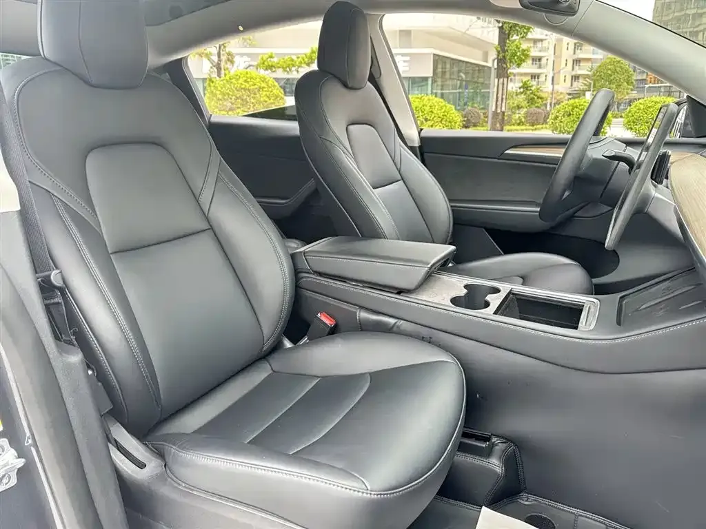 Tesla Model Y 2022 из CN, фото 10