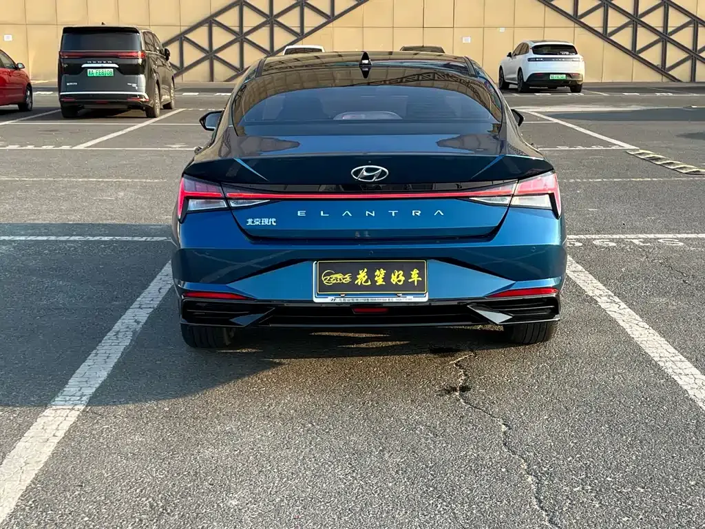 Hyundai Elantra 2022 из CN, фото 4