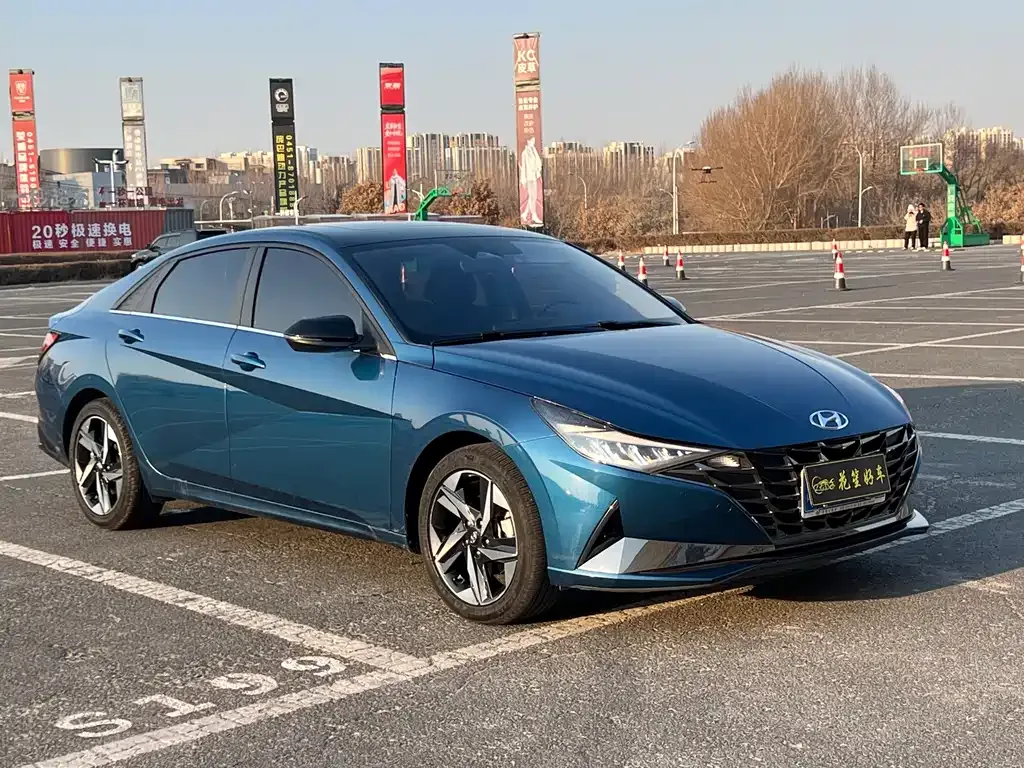 Hyundai Elantra 2022 из CN, фото 5