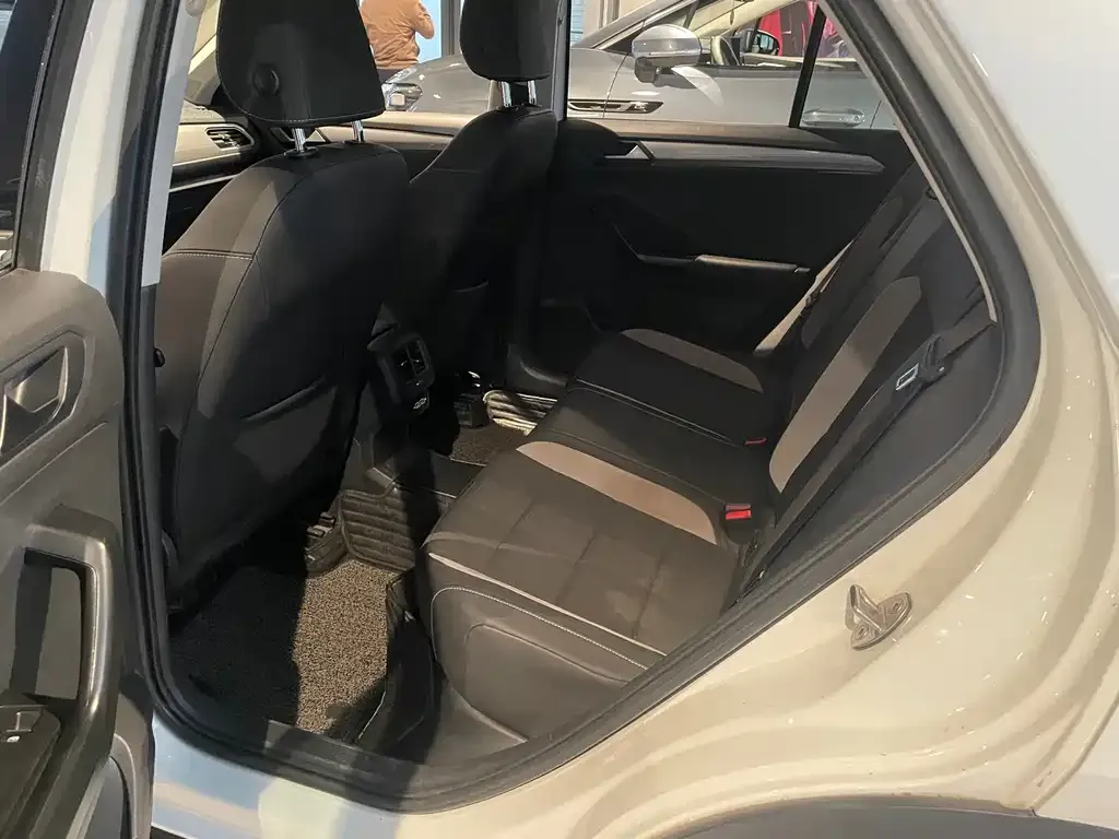 Volkswagen T-Roc 2021 из CN, фото 8