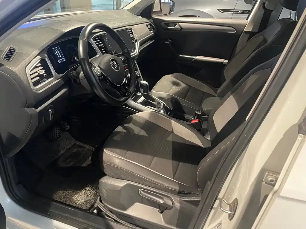 Volkswagen T-Roc 2021 из CN, фото 9