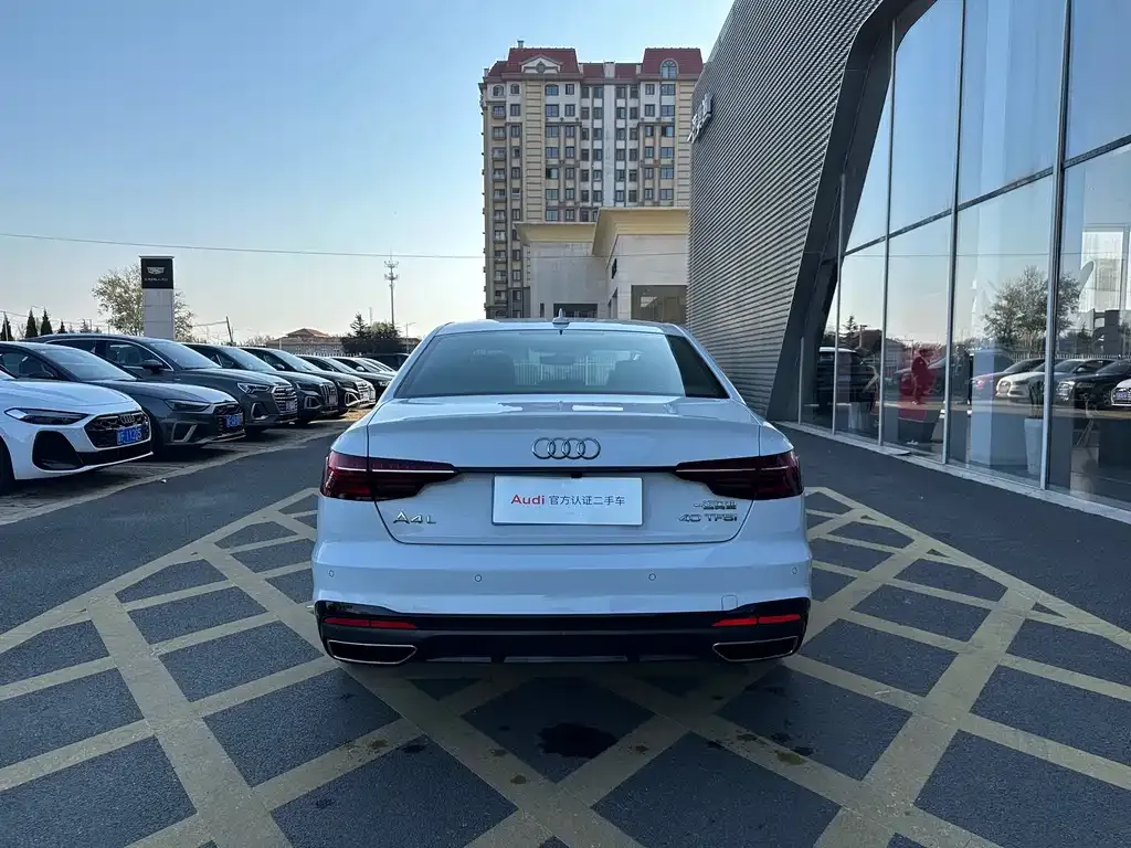 Audi A4L 2025 из CN, фото 6