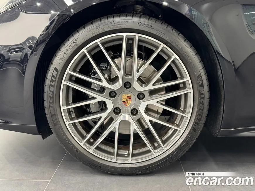 Porsche Panamera 2024 из KR, фото 5