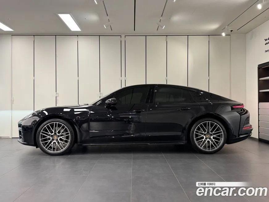 Porsche Panamera 2024 из KR, фото 6