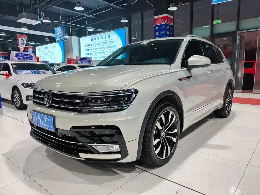 Volkswagen Tiguan L 2021 из CN, фото 1