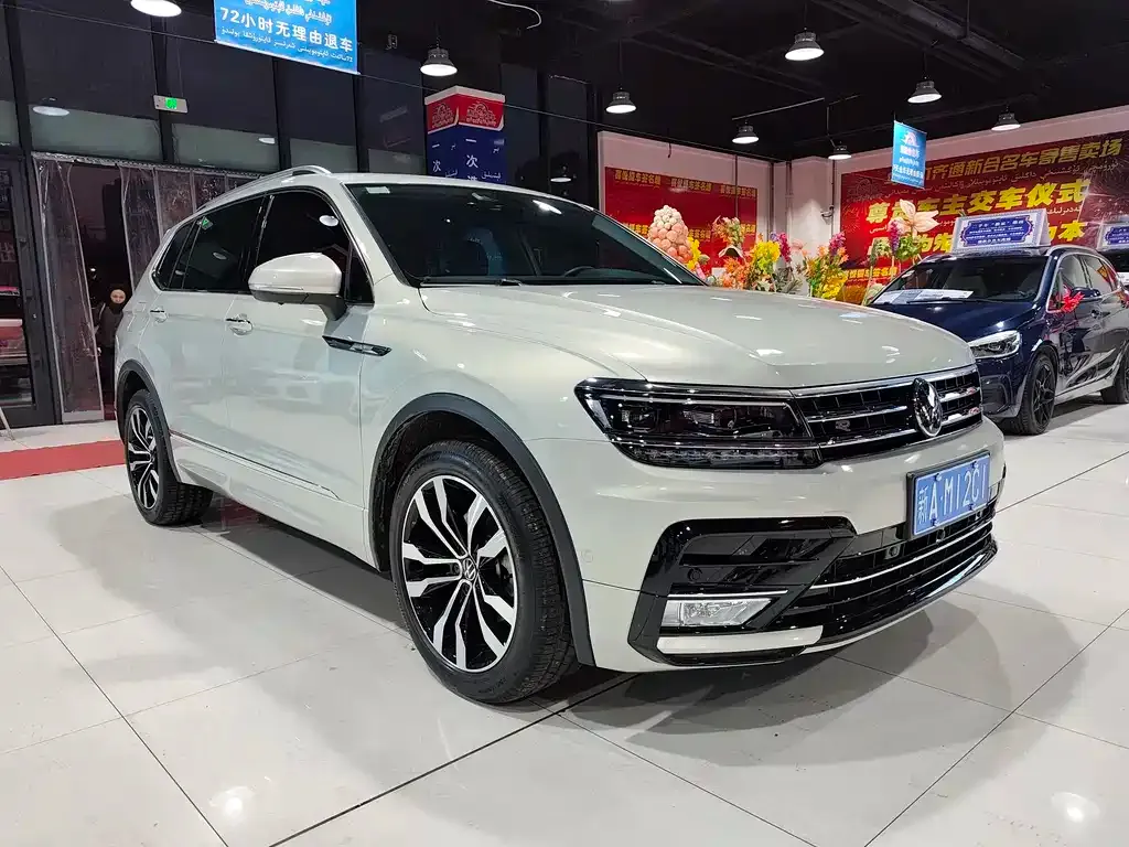 Volkswagen Tiguan L 2021 из CN, фото 3