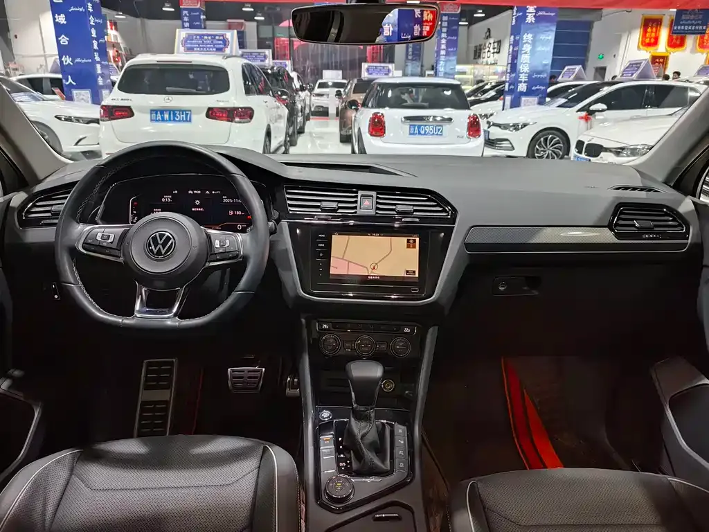 Volkswagen Tiguan L 2021 из CN, фото 5