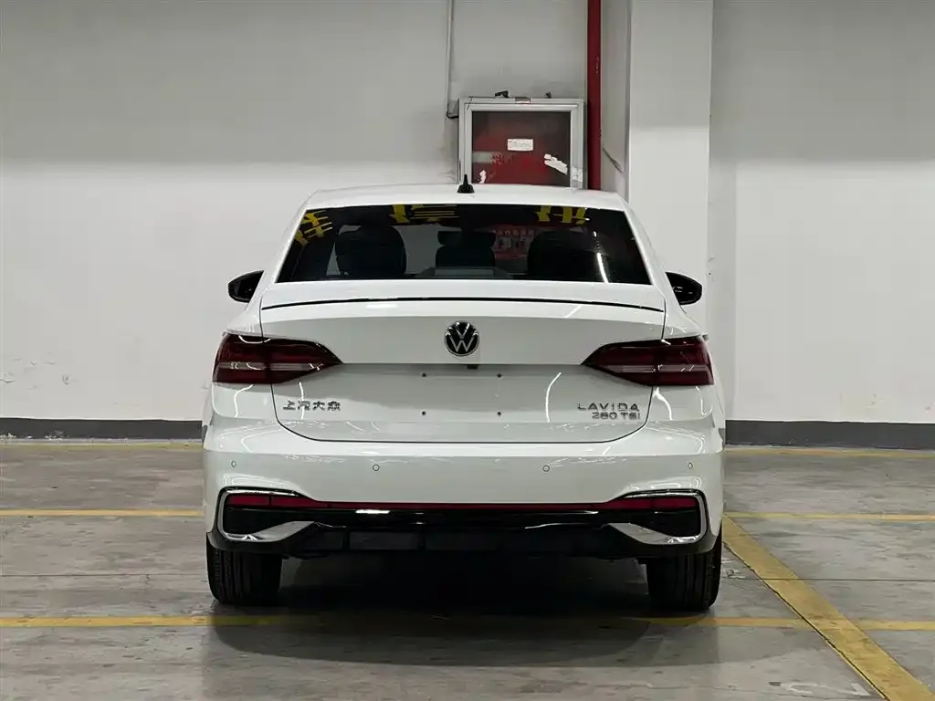 Volkswagen Lavida 2022 из CN, фото 6