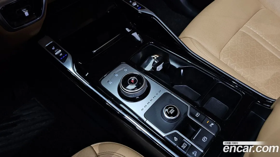 Kia Sorento — фото 9