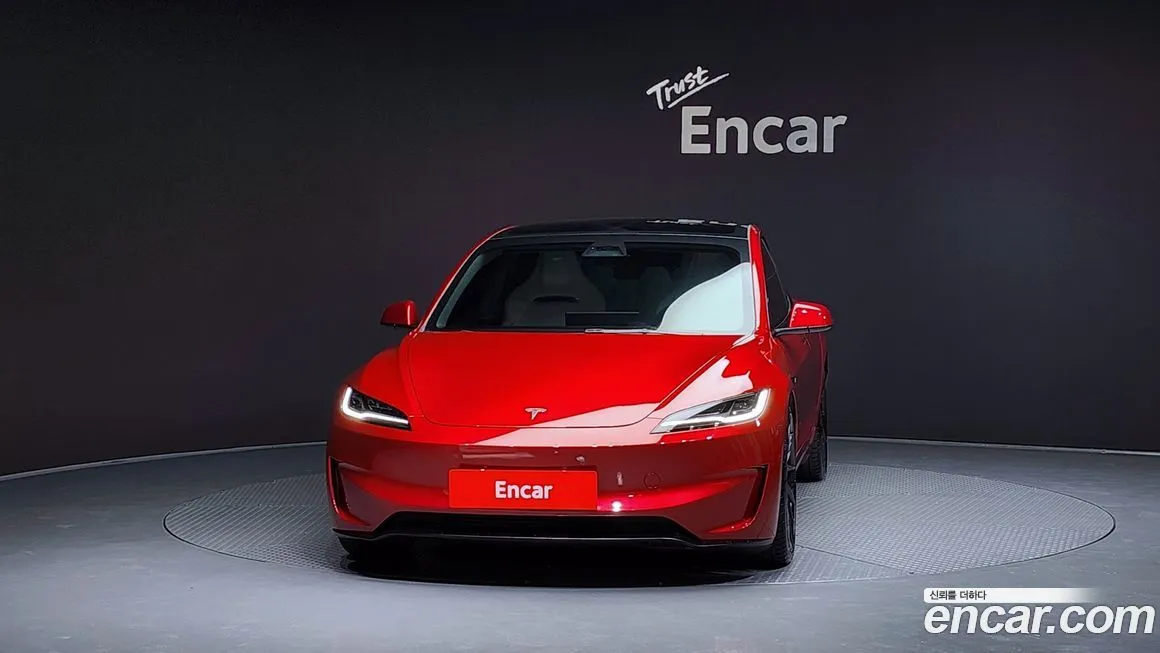 Tesla Model 3 2025 из KR, фото 3