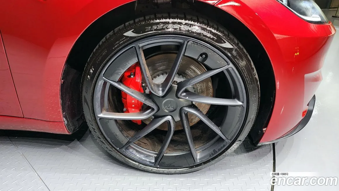 Tesla Model 3 2025 из KR, фото 5