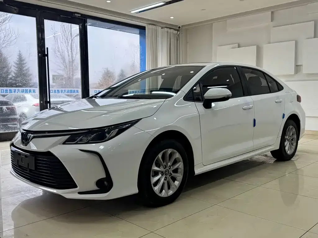Toyota Corolla 2021 из CN, фото 1