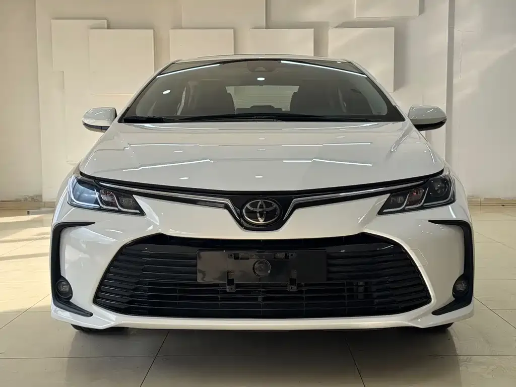 Toyota Corolla 2021 из CN, фото 2