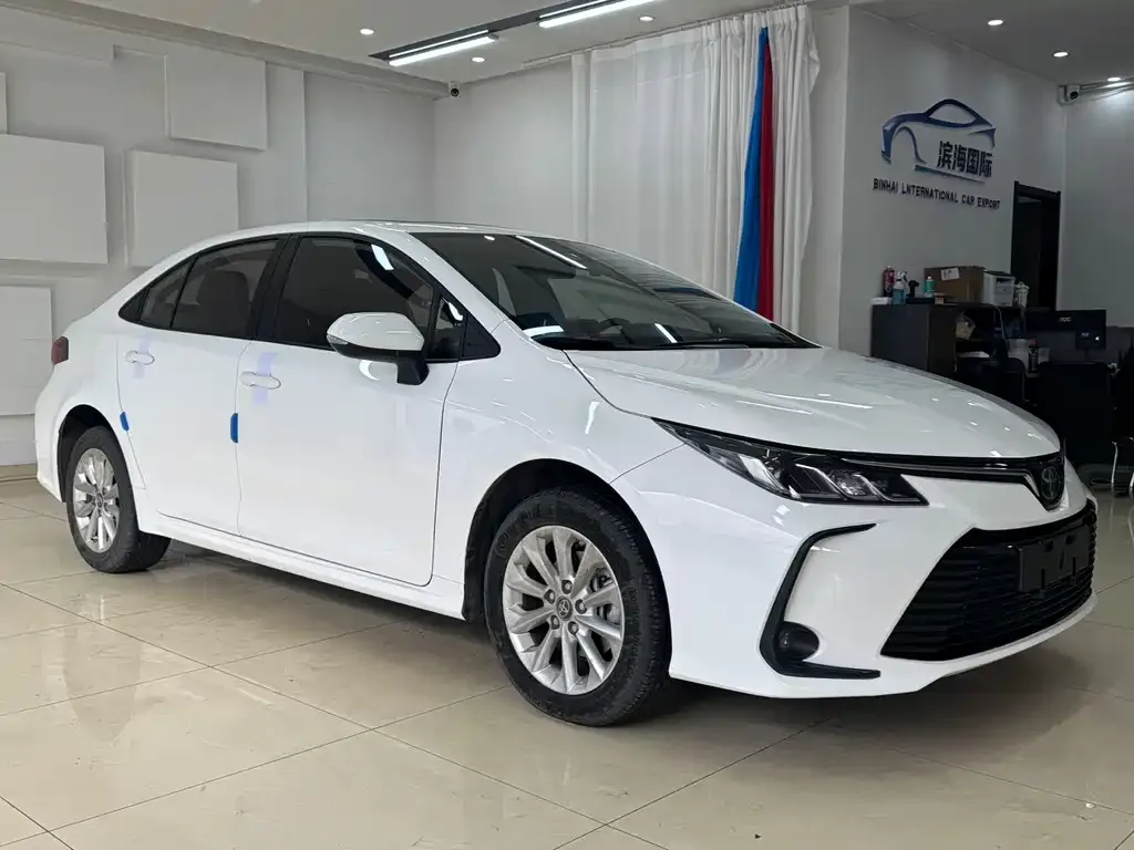 Toyota Corolla 2021 из CN, фото 3