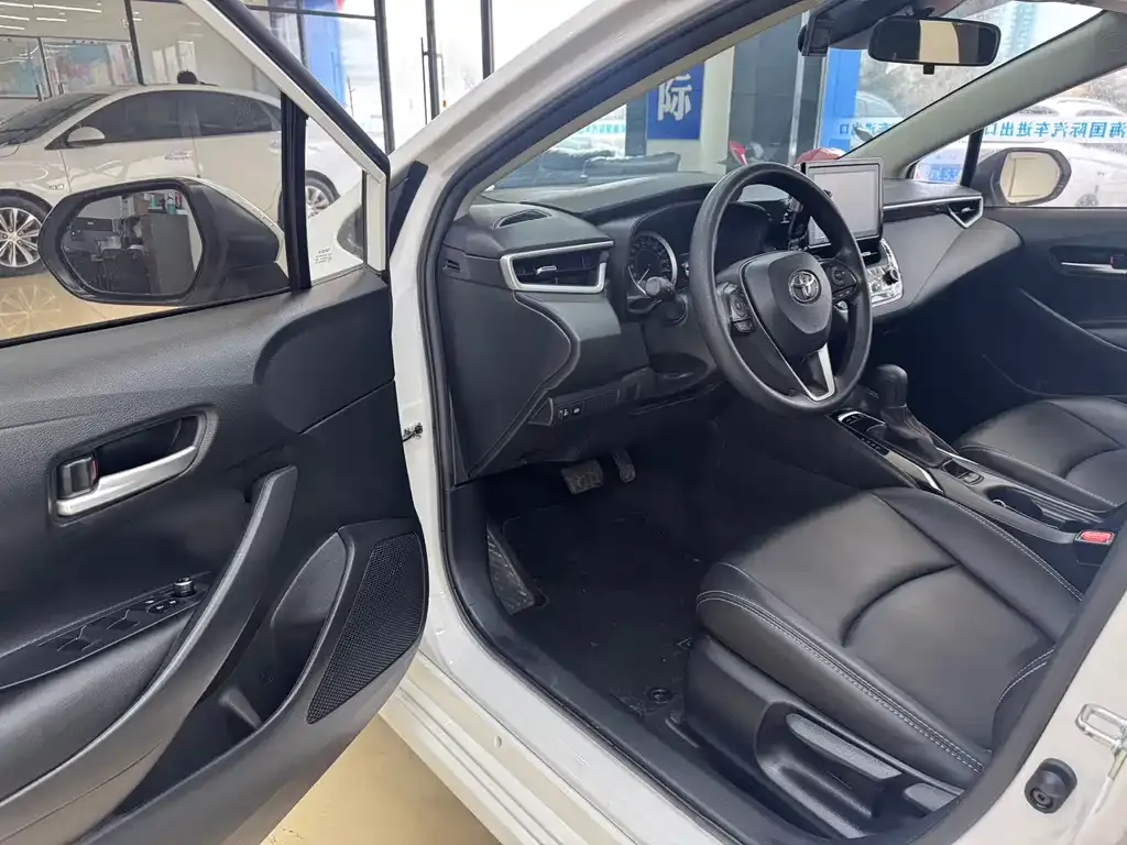 Toyota Corolla 2021 из CN, фото 7