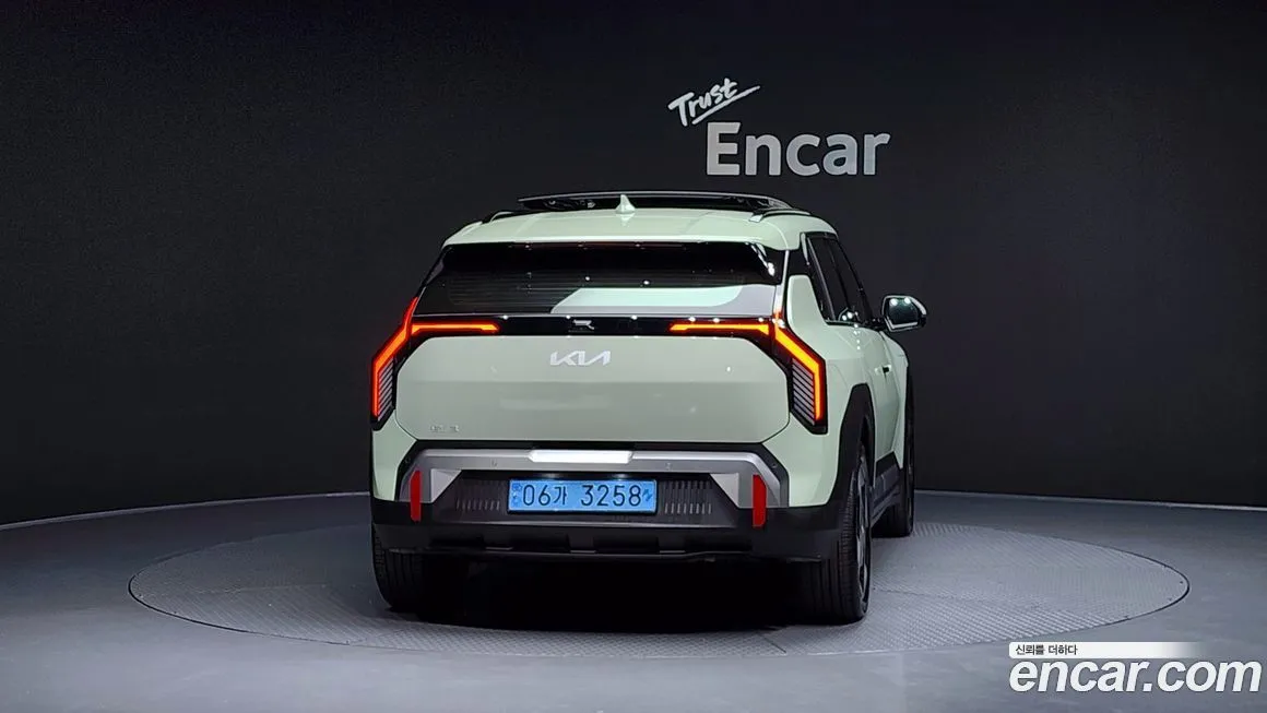 Kia EV3 — фото 4