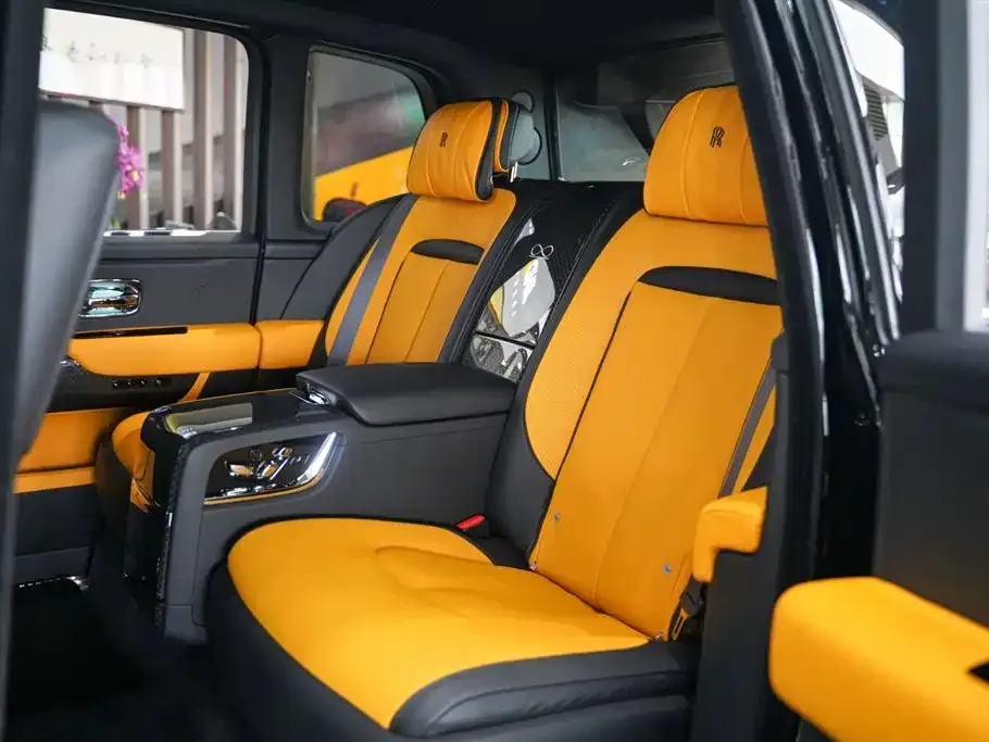 Rolls-Royce Cullinan 2022 из CN, фото 3