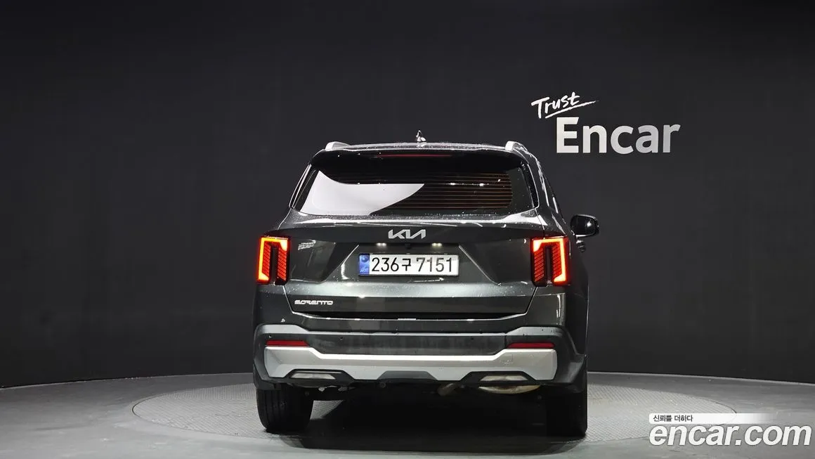 Kia Sorento — фото 4