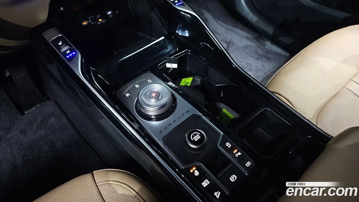 Kia Sorento — фото 9