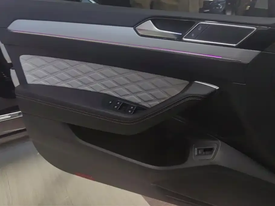 Volkswagen Magotan 2024 из CN, фото 7
