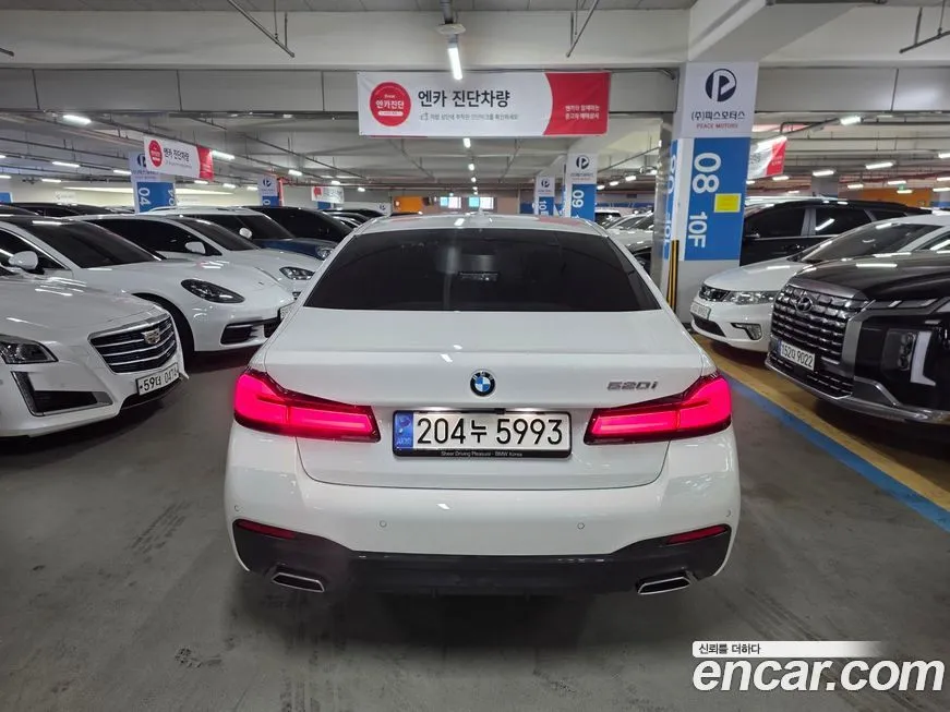 BMW 5-Series 2023 из KR, фото 6