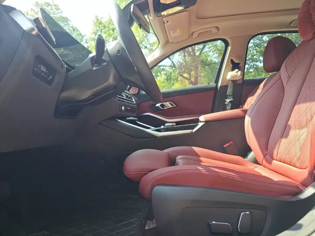 BMW i3 2024 из CN, фото 4
