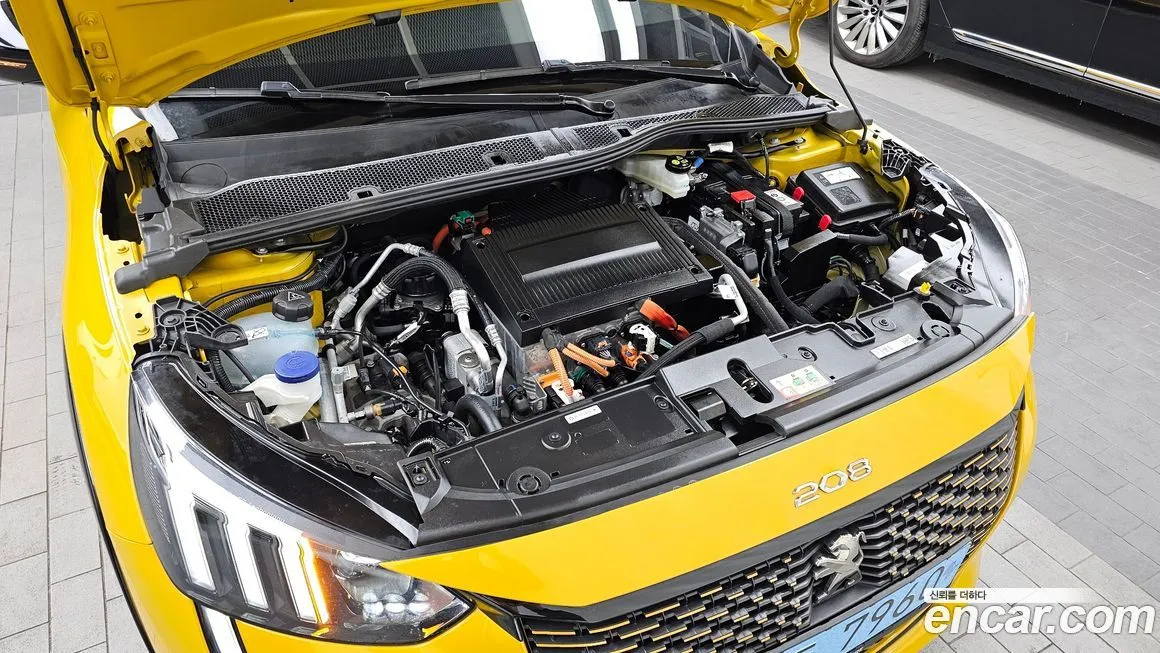 Peugeot 208 2023 из KR, фото 6