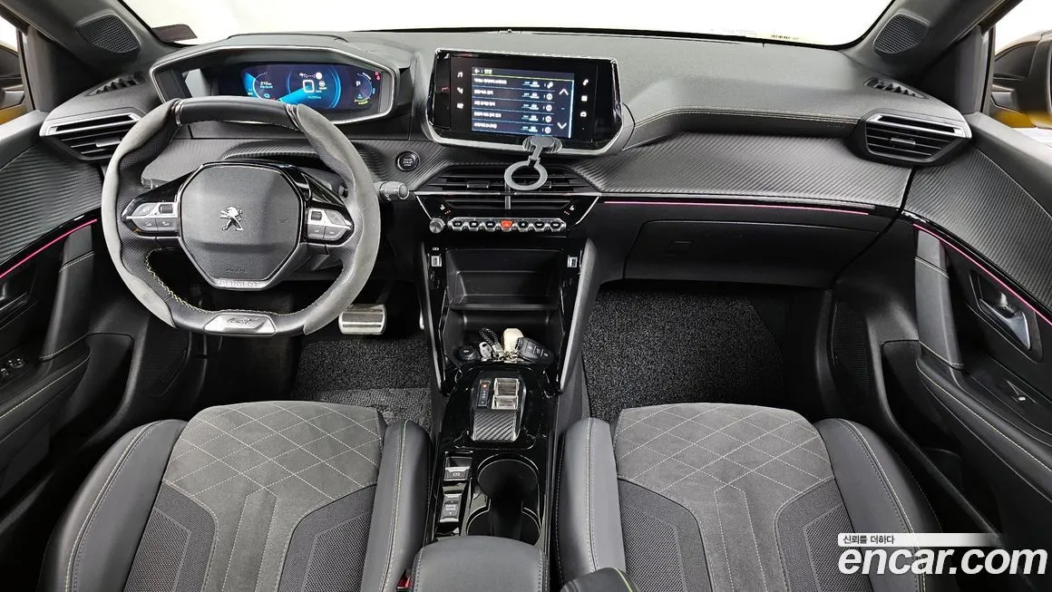 Peugeot 208 2023 из KR, фото 7