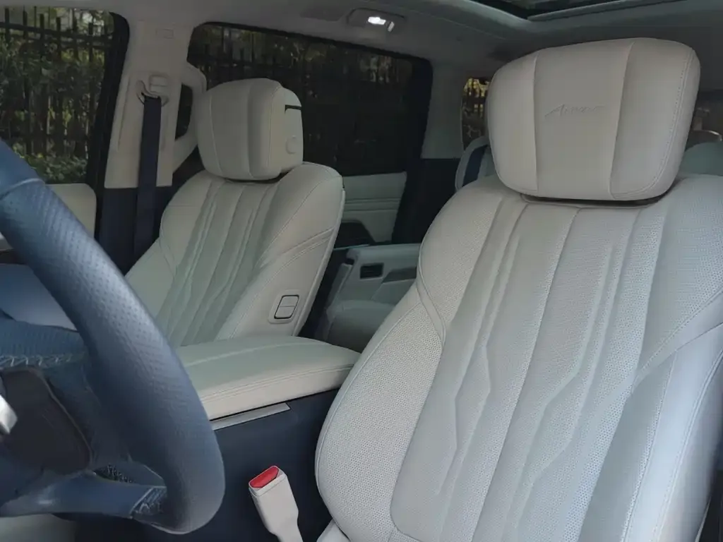 Buick Century 2023 из CN, фото 5