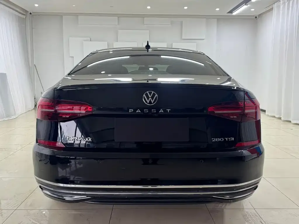 Volkswagen Passat 2021 из CN, фото 5