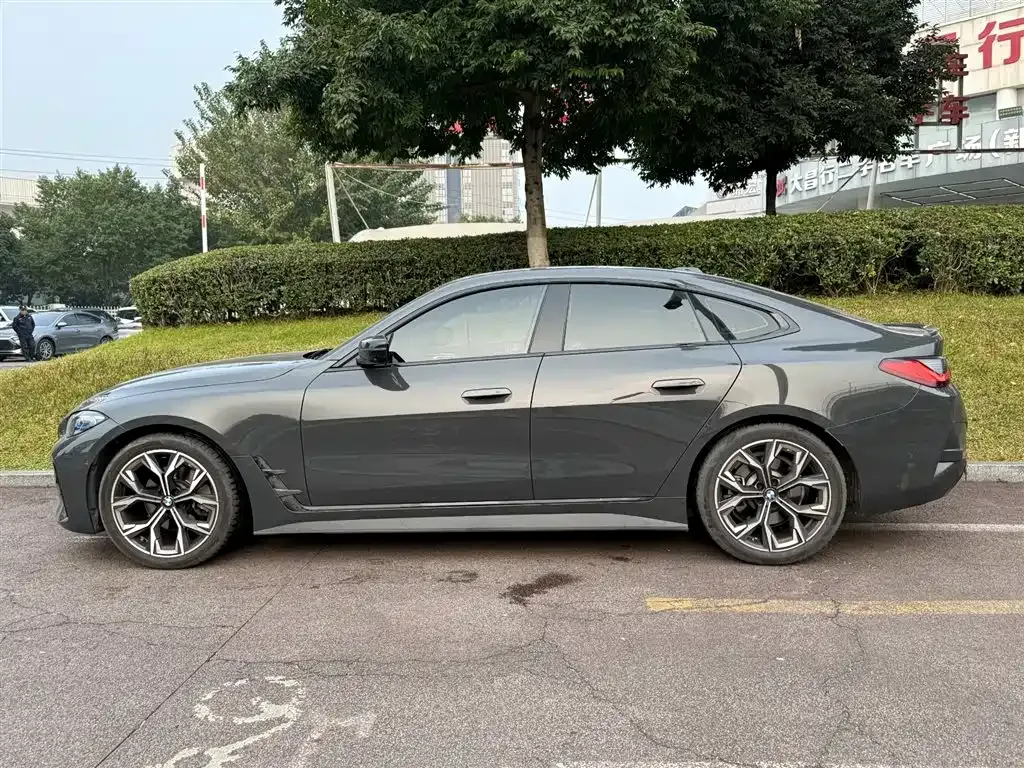 BMW 4 Series 2023 из CN, фото 3