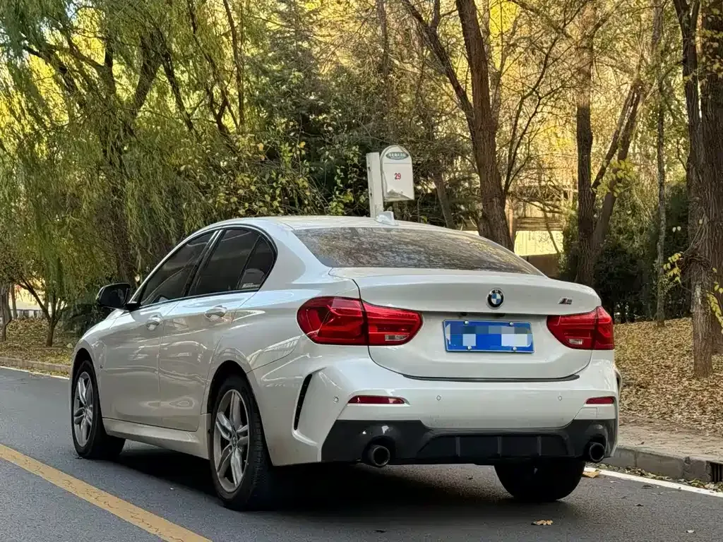 BMW 1 Series 2021 из CN, фото 10