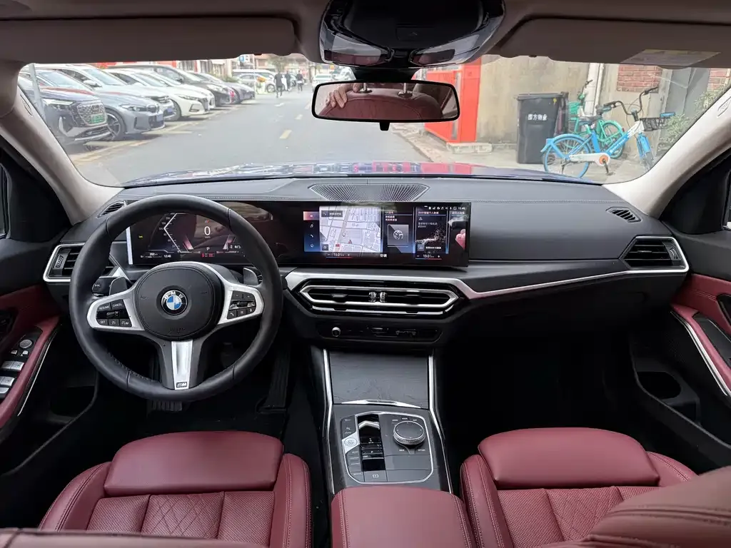 BMW 3 Series 2023 из CN, фото 7