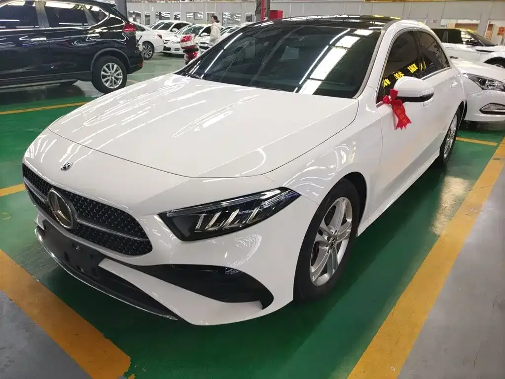 Mercedes-Benz A-Class 2024 из CN, фото 1