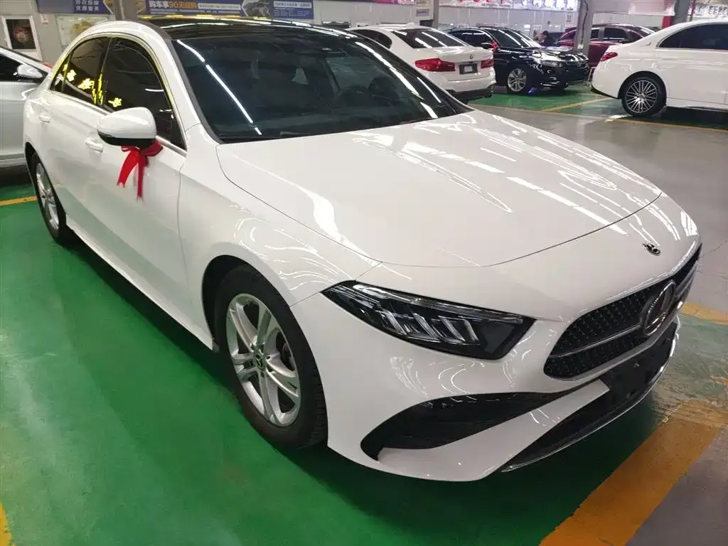 Mercedes-Benz A-Class 2024 из CN, фото 4