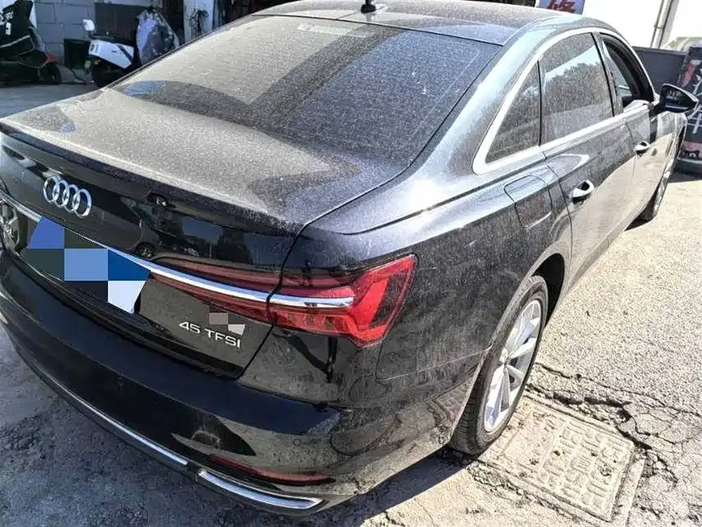 Audi A6L 2022 из CN, фото 6