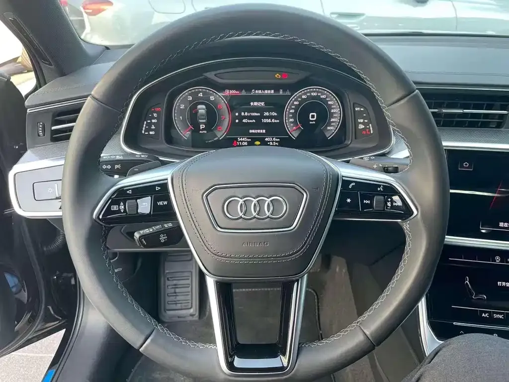 Audi A6L 2025 из CN, фото 8