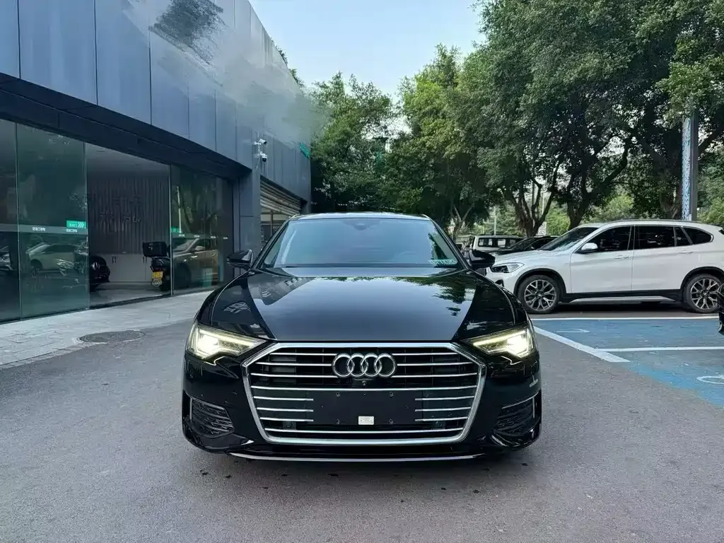 Audi A6L 2021 из CN, фото 2