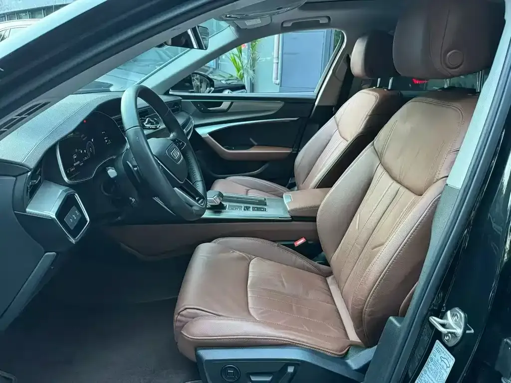 Audi A6L 2021 из CN, фото 4