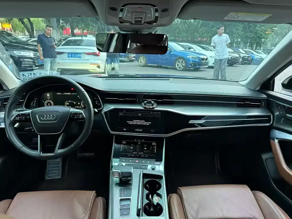 Audi A6L 2021 из CN, фото 5